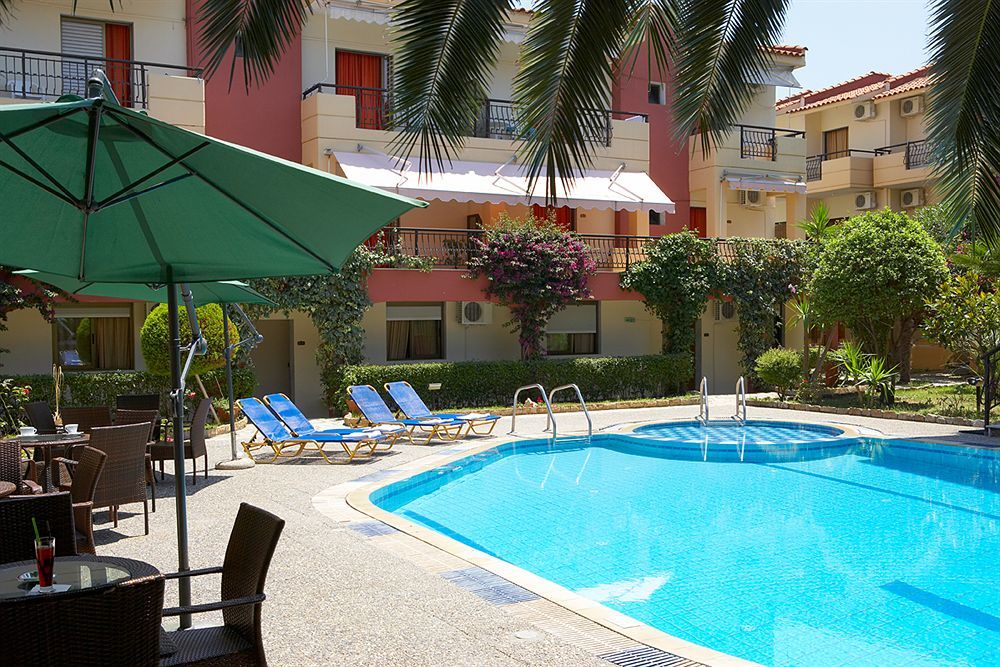 Pelli Hotel Pefkochori Exterior foto